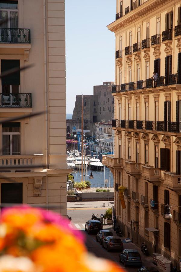 Sea Glimpse Studio - Santa Lucia Naples Exterior photo